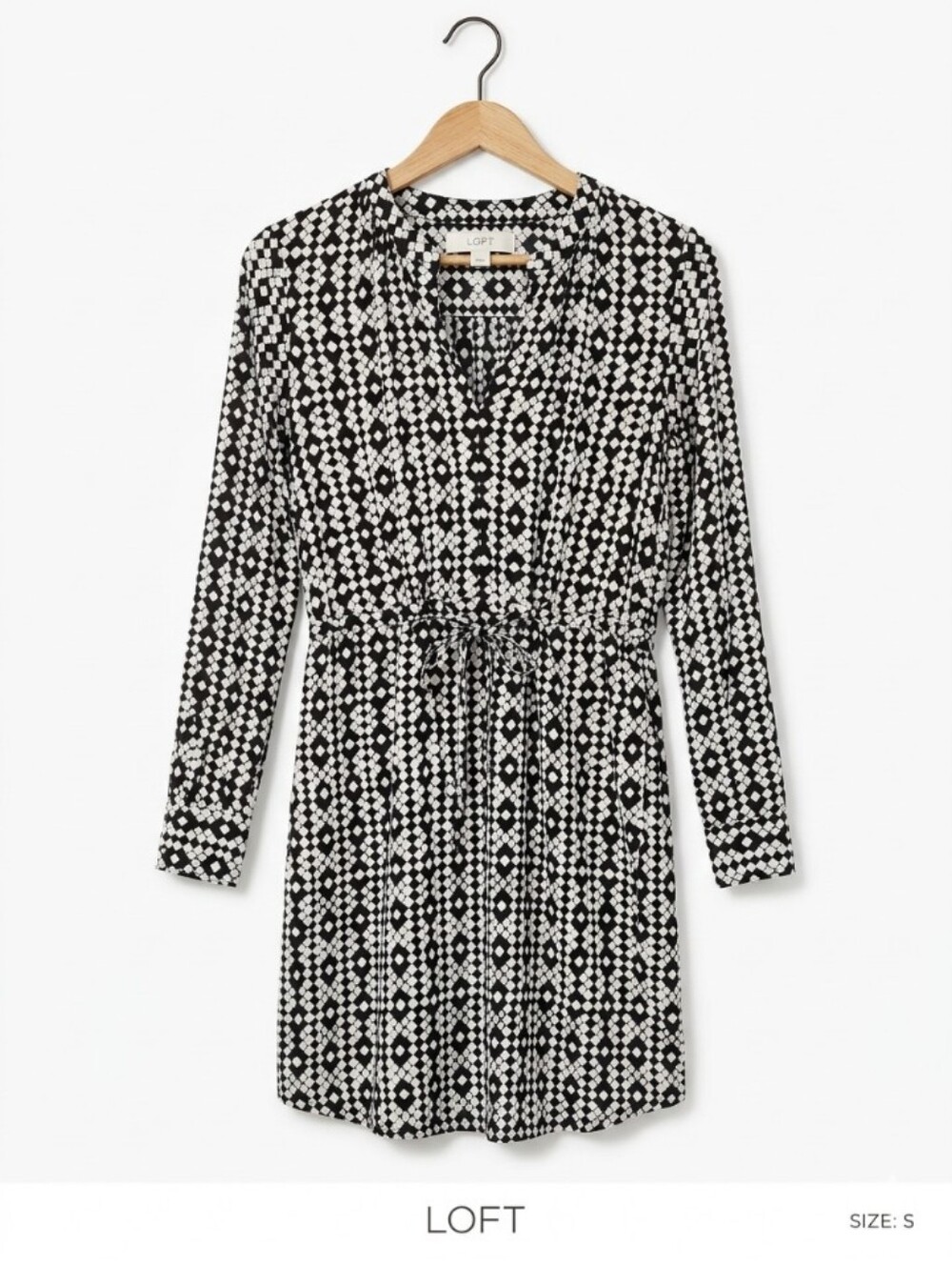 LOFT Black and White Geometric Long-Sleeve Dress
